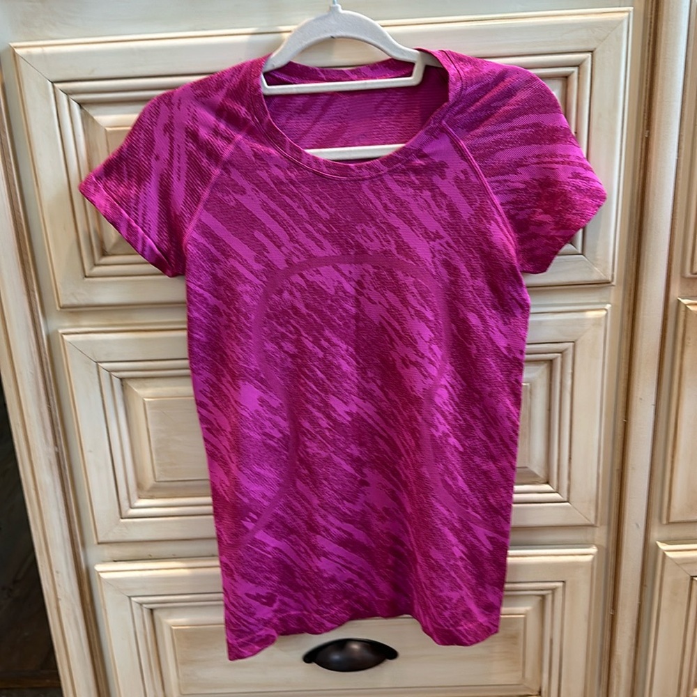 Lululemon Swiftly Top
